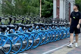 又双叒叕涨价！骑仨月共享单车，够买辆自行车啦！图片