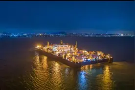 历时5年，深中通道海底隧道在40米海底下合龙！图片