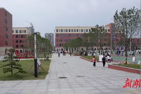 湖南省学业水平测试开考 鹤城区5132人参考图片