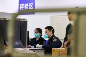 海淘邮包“秒放行”，手机缴税更便捷图片