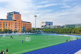 西交利物浦大学今年扩大在粤综合评价招生规模图片