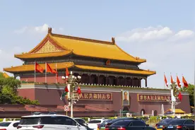 天安门城楼恢复对外开放图片