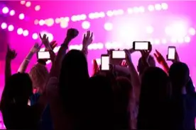 晨意帮忙丨买华晨宇演唱会门票后发现无座，市民想退票，大麦网：不支持图片