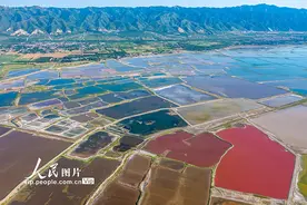 山西运城：七彩盐湖美如画图片