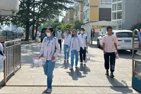 9.7万初三学生考完啦！2023青岛九年级中考笔试落幕图片