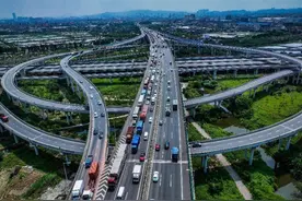 东莞交投玉兰花ETC服务队：聚焦群众需求，延伸服务效能图片