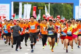 【运动科普】注意！马拉松赛中必知事项图片