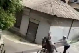 辅警推搡冲卡男子致其跌下路坎，株洲公安：汲取教训引以为戒图片