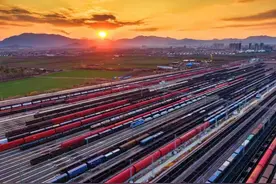 7月1日起厦门火车站实施三季度列车运行图 暑运预计发送旅客550万人次图片