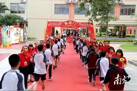 今年东莞中考6月26-28日举行，初二初三16.7万人赴考图片