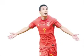 武磊跃升至国足历史射手榜第二  距离柳海光只差一球图片