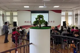 包粽子、扎艾草 潍坊市潍城区“我们的节日”传统民俗文化活动人气旺图片