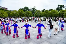 贵州民大举办“探索贵州之美·开启旅行梦想”校园文化活动图片