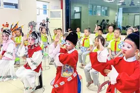 高新区（新市区）：戏曲进校园 感受不一样的“京”彩图片