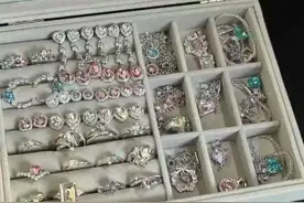 施华洛世奇2000元的假宝石手链火了？巴啦啦小魔仙看了都上头图片