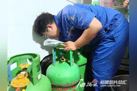 拧紧用气“安全阀” 乌鲁木齐开展燃气排查整治图片