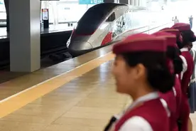 历史上的今天：2017年6月26日，“复兴号”京沪双向首发图片