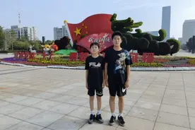 见义勇为奖励5000元，16岁少年全都捐了图片