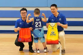 （体育）篮球——青少年篮球公开赛全国总决赛发布会在京举行图片