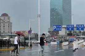 局部暴雨！注意了，青岛今天傍晚前后还有雨！图片