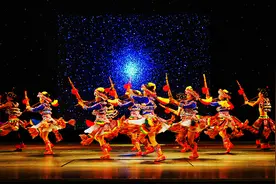 “嘎蒙卡兜”舞出苗寨新风貌图片