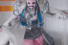 真的被惊艳到了！95后川剧传承人“变脸+变装”引爆直播间图片