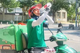 高温天里，外卖骑手：“不管多热的天，我们都尽力跑”图片