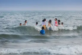 6岁男孩海边游泳后感染“食脑虫”，没有特效药！我国已确诊27例！图片