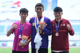 （体育）田径——全国冠军赛：男子10000米赛况图片