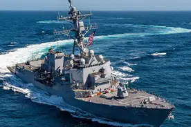 首艘“伯克”3驱逐舰交付美海军，系美最先进万吨大驱图片