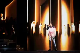 如何评价肖战版《潇洒走一回》？ 乐评人这样说……图片