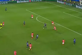 梅西进球当选球迷票选欧冠赛季最佳图片