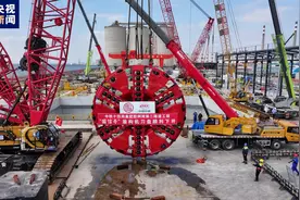 山东青岛胶州湾第二隧道今日开启穿海作业图片