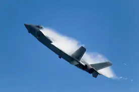 歼-20设计师，给湖南双胞胎兄弟写了封信……图片