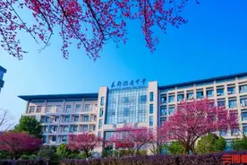 培养“顶天立地”的人 看这所学校的十年育人路图片