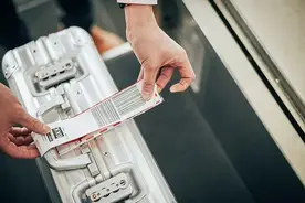 飞机行李托运，要开始收费了？图片