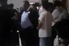 中国游客吉隆坡机场被扣留，马来西亚部长前往协助！多方回应图片