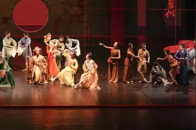 冯英：从演员到团长，在中央芭蕾舞团度过40年图片