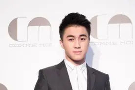 何猷君卸任深圳电竞公司总经理，“电竞豪门”故事讲完了？图片