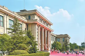 国家自然博物馆：从故宫文华殿到天桥南大街图片