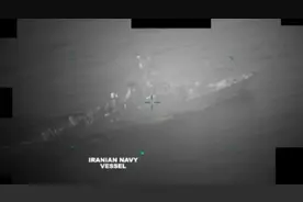 美军声称伊朗试图扣押两艘油轮，还向油轮开枪，伊朗方面否认图片