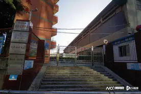 佛山一小学突然停办，曾涉嫌违规招生 教育部门：将妥善分流图片