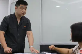 原房主砸“法拍房”，赔20万！图片