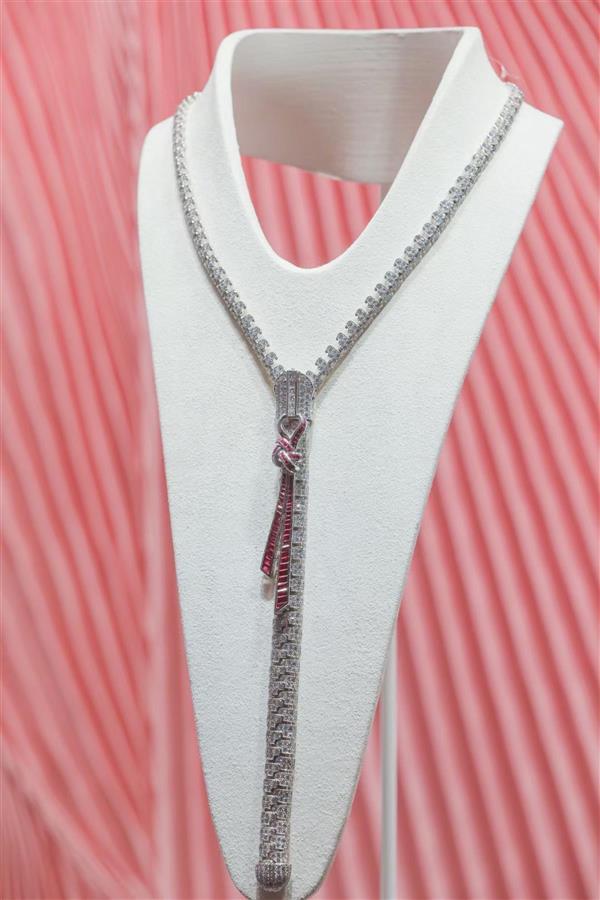 Խ꣬иΡĿרűйܾŮʿ