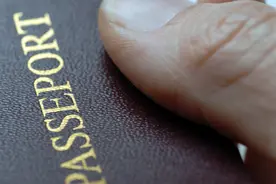 拖时间、要补价……签证办理业务持续火爆，旅行社“帮办”却成添乱？图片