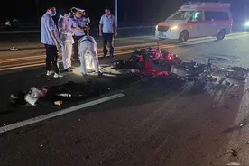 警方回应“摩托车骑手飙车致2人身亡”：人应该没了，已介入调查图片