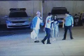 女孩散步走丢  警民合力找到家人图片