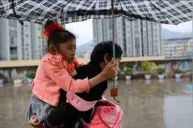 云求助丨接棒母亲照顾“脆骨病”弃婴 这位坚强的重庆妈妈迎来一场社会帮扶接力图片