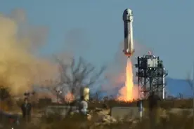 美蓝色起源公司火箭发动机测试中发生爆炸 试验台受到严重损坏图片