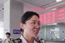 威海汽车站临时增加售票窗口 暖了游客心图片